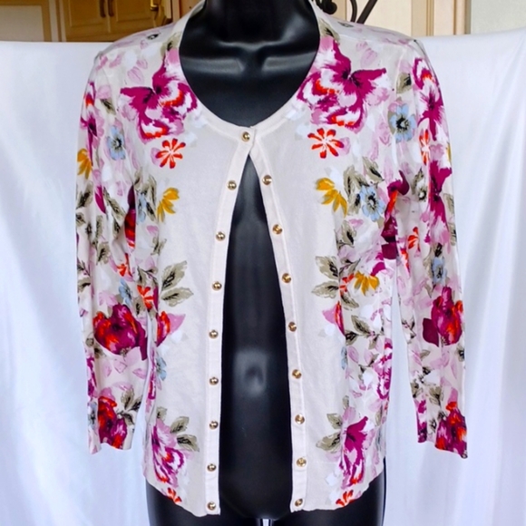 WHBM Stretch Cardigan Sweater Cream Floral, Small, snap closure - Picture 1 of 7